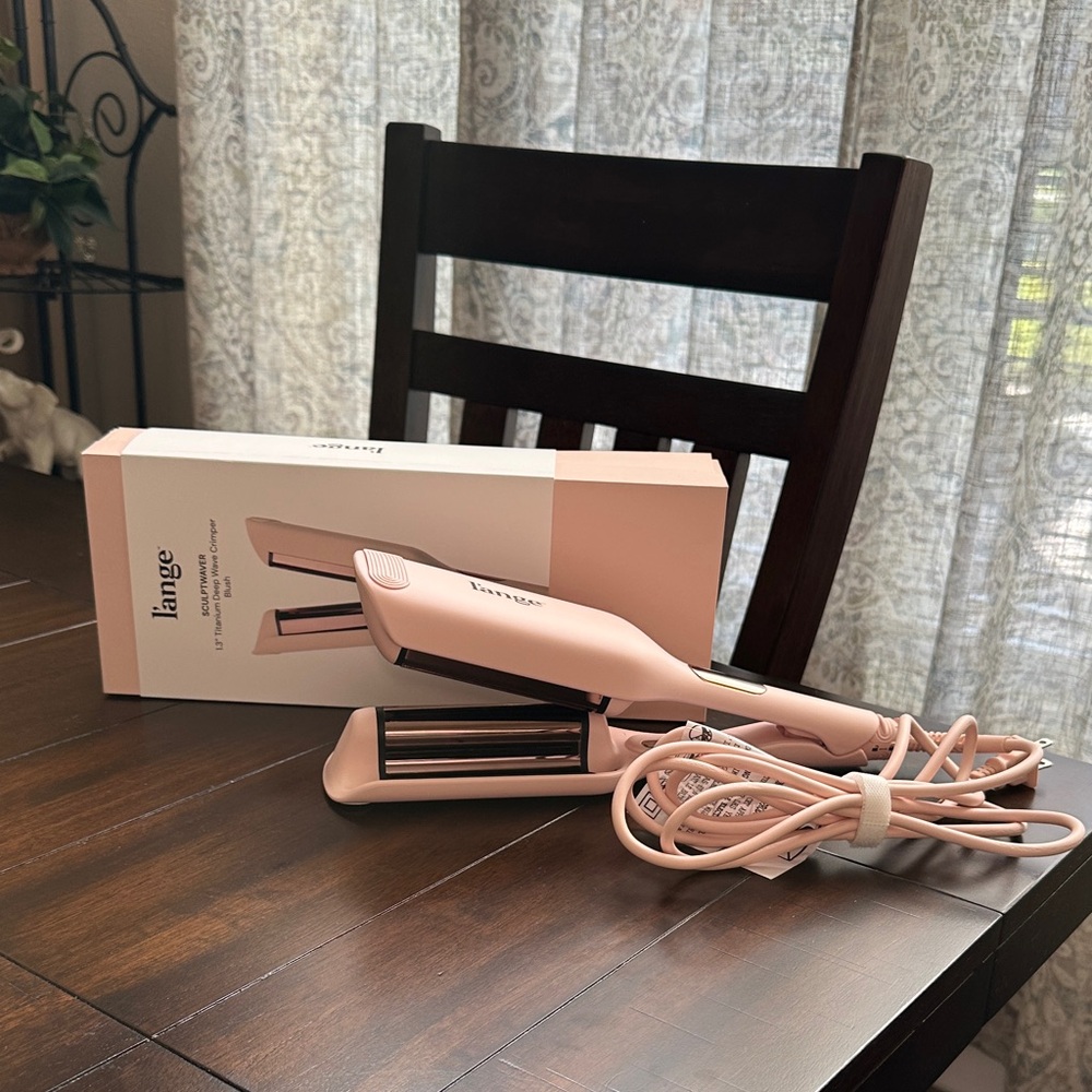 L’ange Blush Sculpt Waver 1.3”